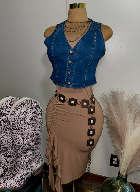 Rowdy Ruffle Dress Brown